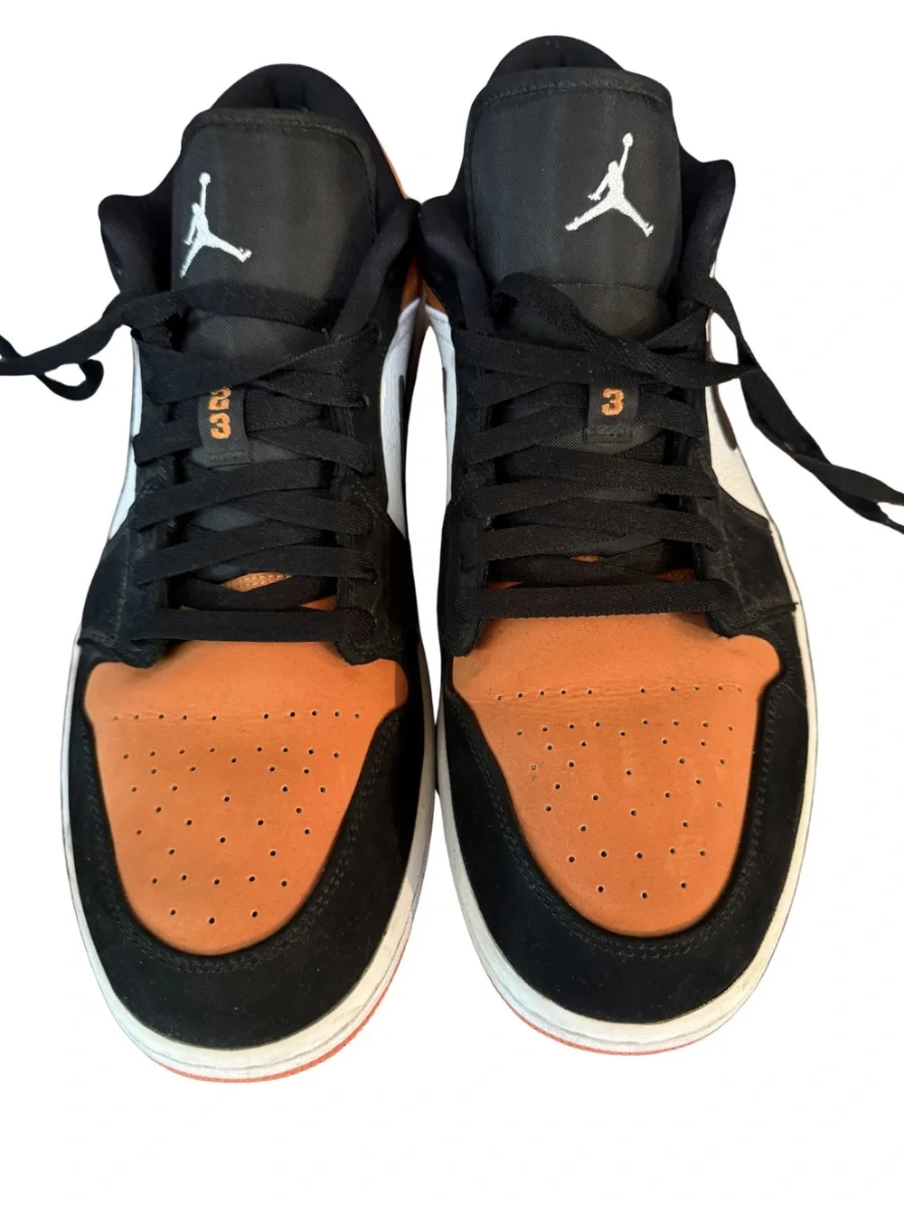 Jordan Low-Top Sneaker in Orange, Black and White